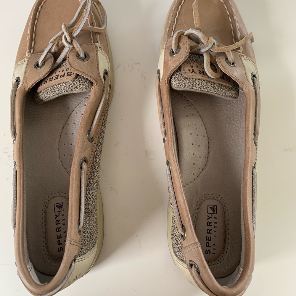 Women’s angelfish boat shoe